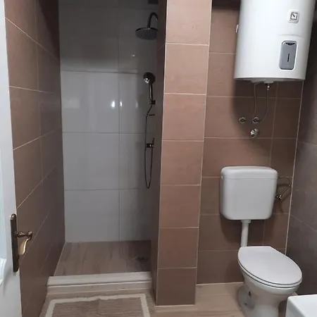 Stone House Zgogo 펜션