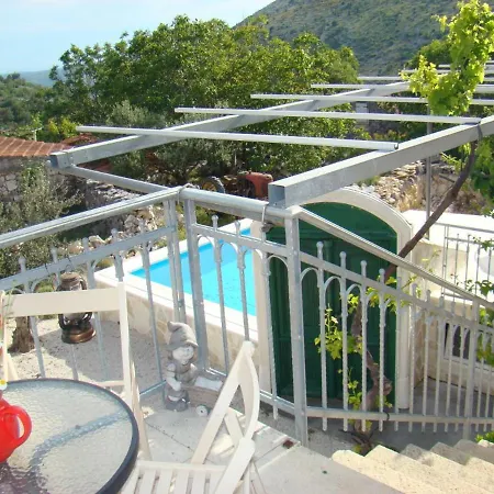 Stone House Zgogo 펜션 *