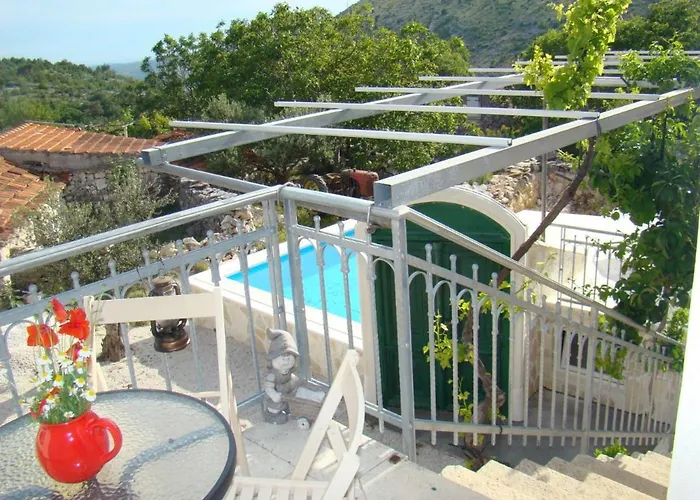 Stone House Zgogo Prázdninový dům *